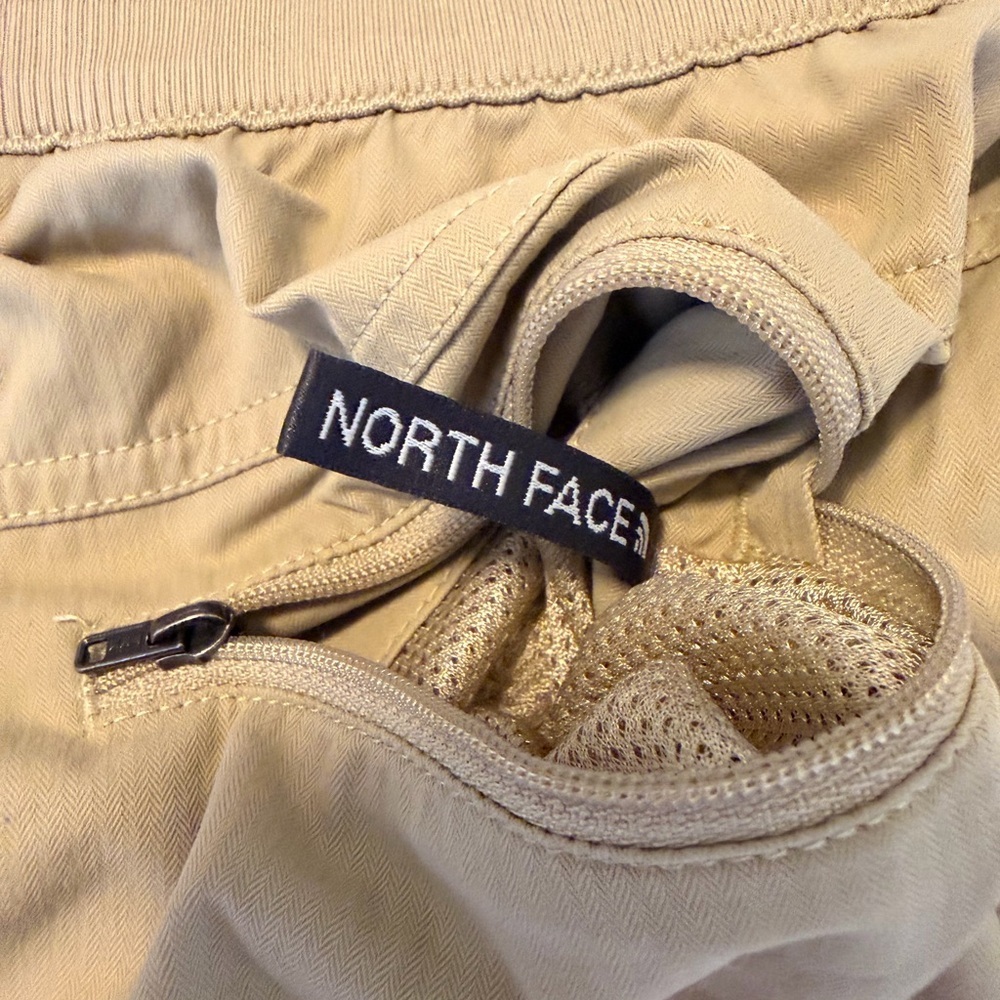 The North Face Aphrodite Motion Active Shorts Hiking Women’s Size Large - Picture 4 of 12
